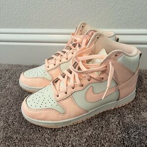 Nike Dunk High Crimson Size 8